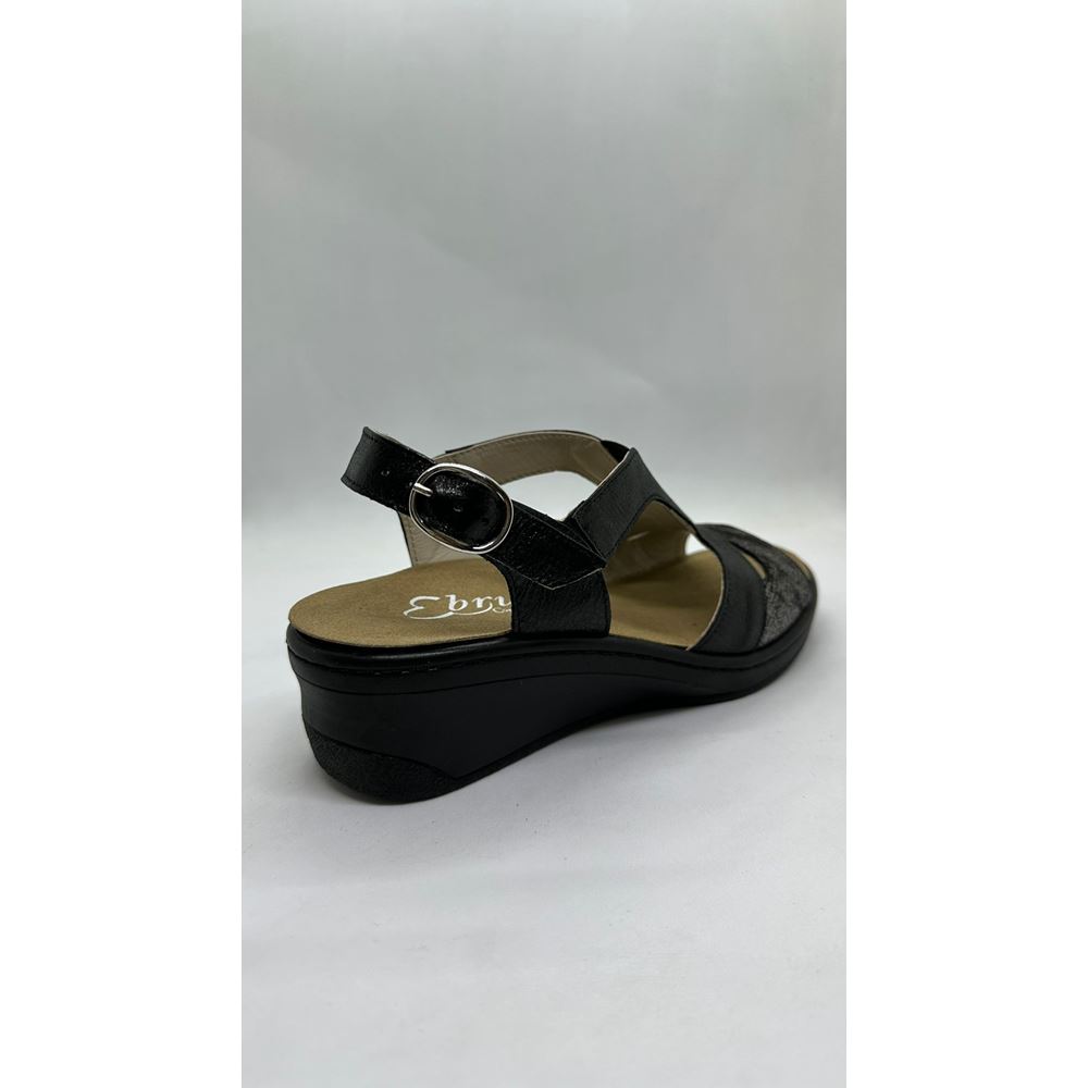 1365803 Siyah Tabanı Çıkabilen Hakiki Deri Ortopedik Sandalet